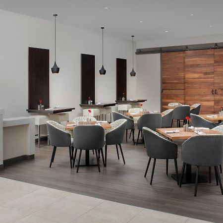 Отель Crowne Plaza San Antonio Airport By Ihg Экстерьер фото