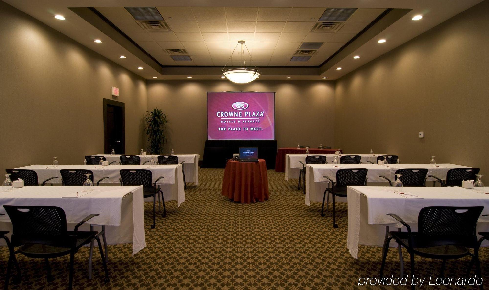 Отель Crowne Plaza San Antonio Airport By Ihg Экстерьер фото