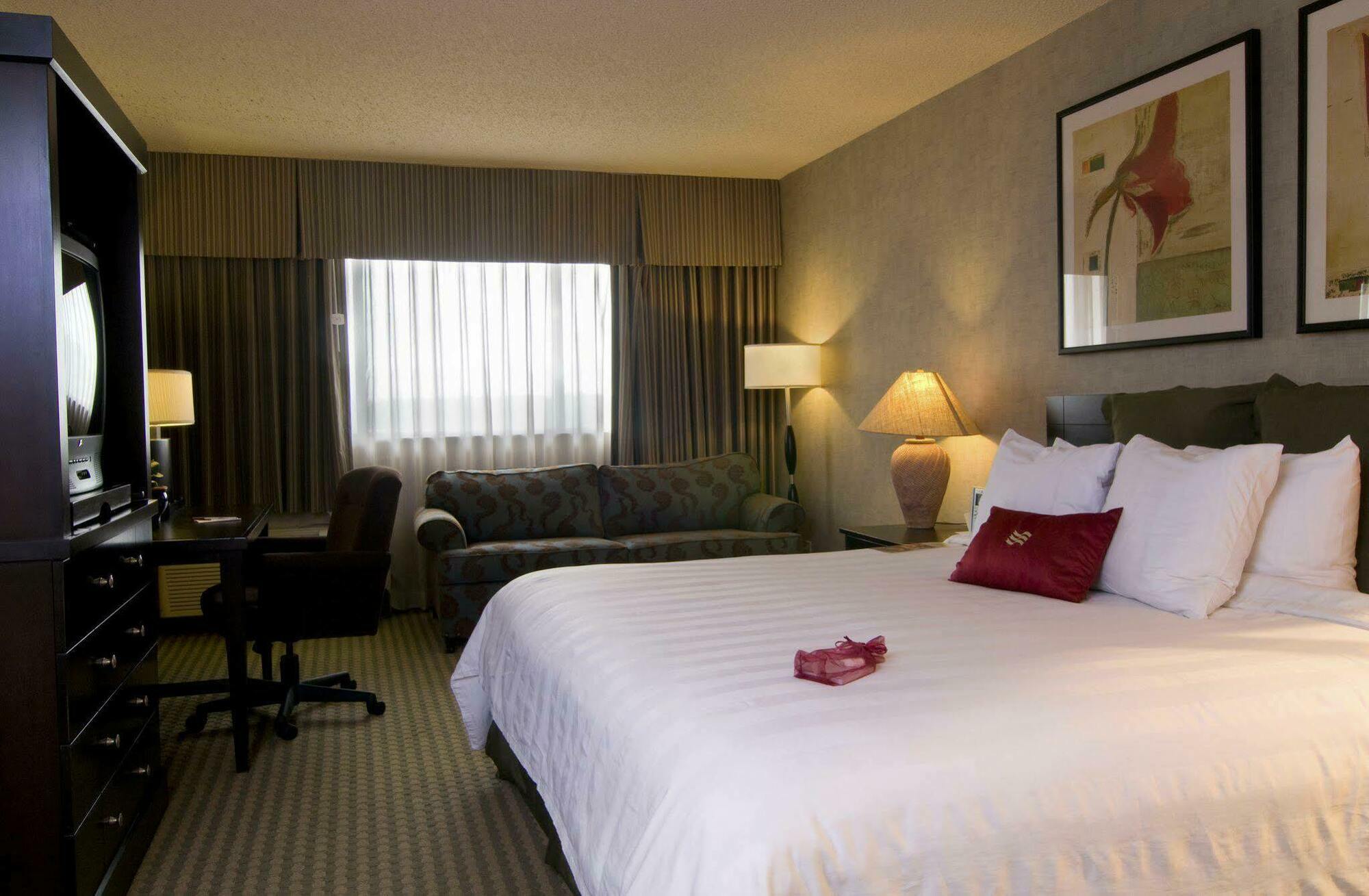 Отель Crowne Plaza San Antonio Airport By Ihg Экстерьер фото