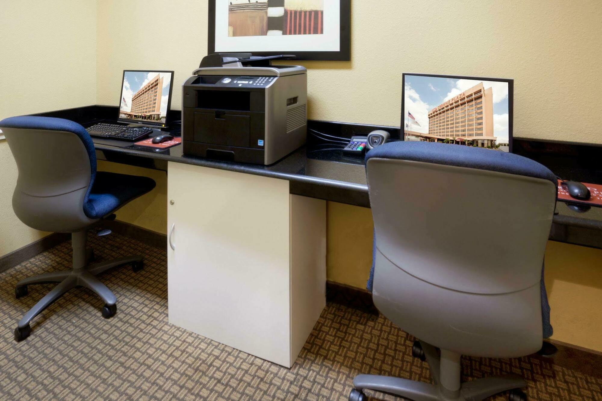 Отель Crowne Plaza San Antonio Airport By Ihg Экстерьер фото